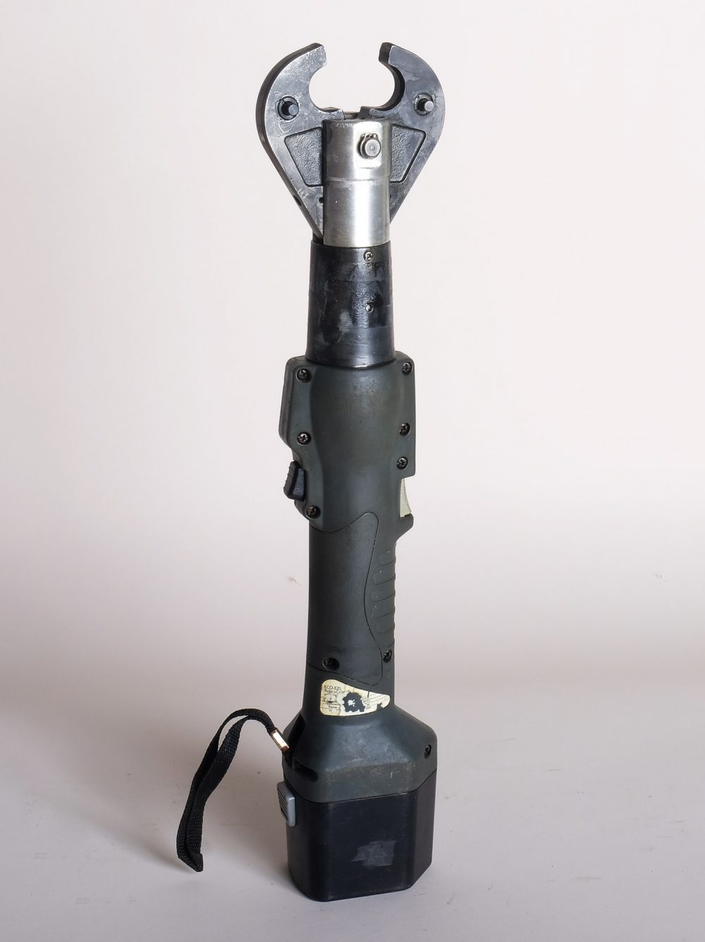 Huskie ECO-EZND 6 Ton INLINE Compression Tool, W Dies - Image 6